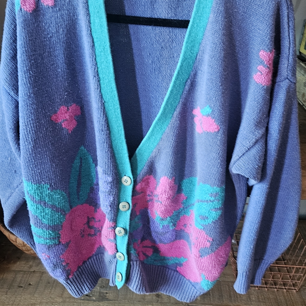 Floral Patterned Cardigan Sweater